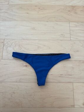 Acacia ho’okipa bottom